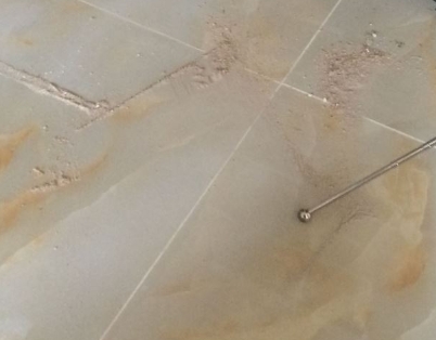 长葛瓷砖空鼓维修公司分享粘合剂选择不当在瓷砖铺贴过程中可能导致以下问题